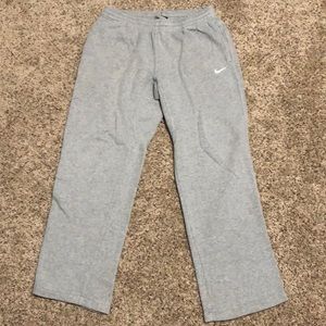 Men’s Nike Sweatpants Size Large Light Gray